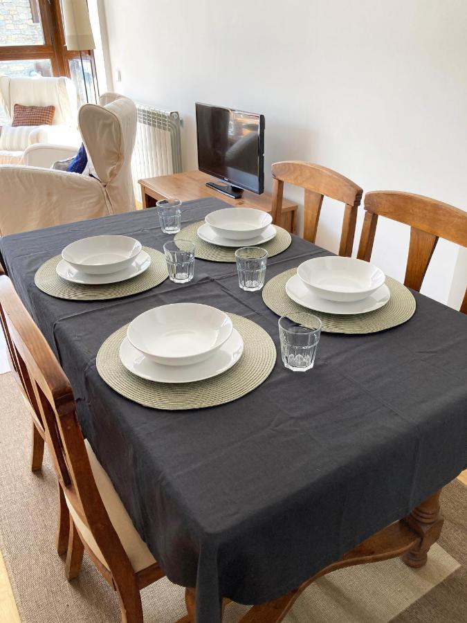 Apartamento Tarmanones エスカリリャ エクステリア 写真