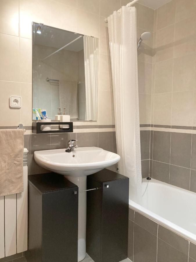 Apartamento Tarmanones エスカリリャ エクステリア 写真